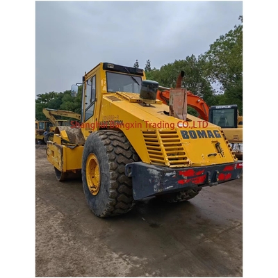 Roller stradale Bomag BW-217D usato in buone condizioni