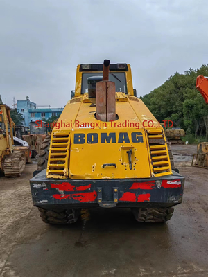 Roller stradale Bomag BW-217D usato in buone condizioni