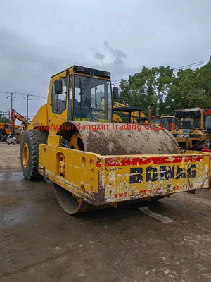 Roller stradale Bomag BW-217D usato in buone condizioni