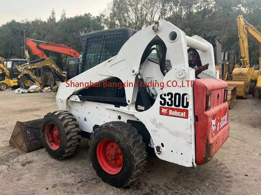 Orario di lavoro ridotto S300 Bobcat Skid Steer Loader in ottime condizioni per l'ispezione