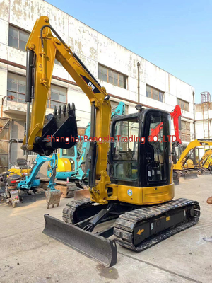 Mini escavatore CAT 304 in buone condizioni