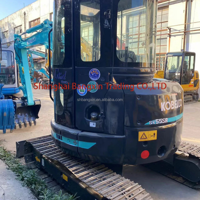 Escavatori mini Kobelco SK55 usati con certificazione EPA/CE e peso operativo di 5 tonnellate