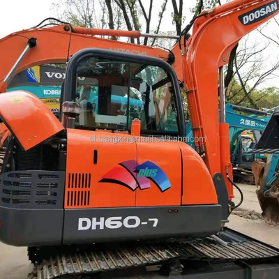 Doosan DH60-7 escavatore tutte le funzioni normali e con consegna di 7 giorni