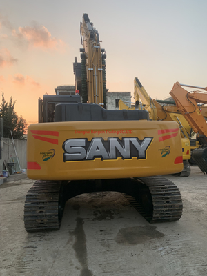 Escavatore Sany SY215 con potenza e stabilità idraulica