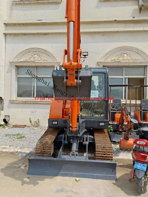 700 ore di lavoro utilizzato Doosan DH60-7 Crawler Excavator con 1 e dopo il supporto di vendita