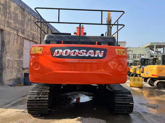 Escavatori usati Doosan DX300LC-9C con tecnologia avanzata e prestazioni potenti