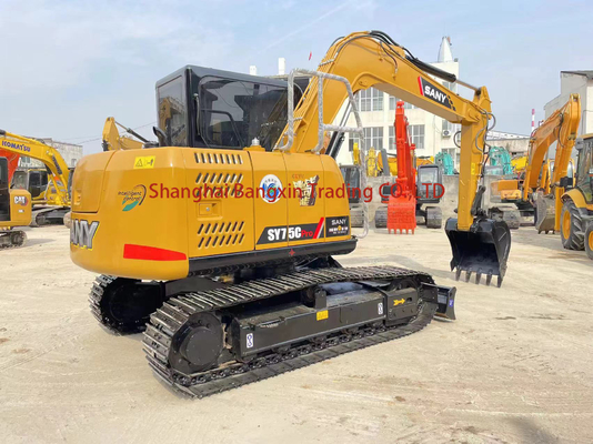 Mini escavatore Sany SY75 usato con motore cat e pompa idraulica originale in buone condizioni