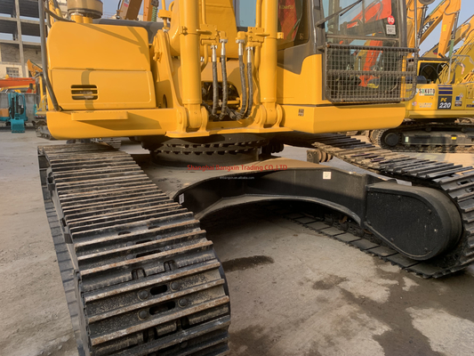208 kw Usato Komatsu PC300 Escavatore 1.5 Capacità di secchio Escavatore CAT Giappone