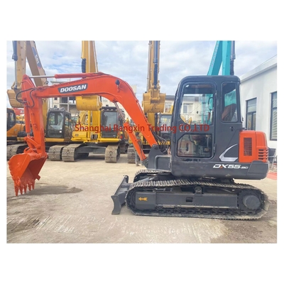 Escavatore a scarico Doosan DH55 usato con 600 ore di lavoro e pompa idraulica originale