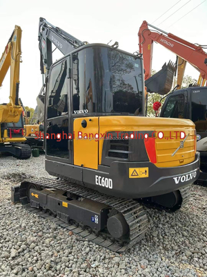 Mini escavatore VOLVO EC60D con potenza elevata e stabilità idraulica
