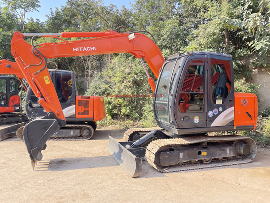 Buona condizione mini escavatore usato Hitachi ZX70 da 7 tonnellate con spedizione gratuita nel 2023