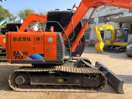Buona condizione mini escavatore usato Hitachi ZX70 da 7 tonnellate con spedizione gratuita nel 2023