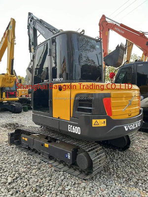 VOLVO EC60D mini escavatore di seconda mano con valvola idraulica originale e motore ISUZU