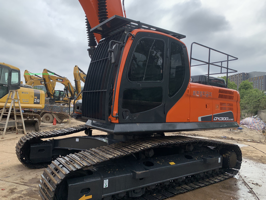 Macchine da costruzione pesanti Doosan Dx300 Escavatore di seconda mano con ricambi 30 tonnellate