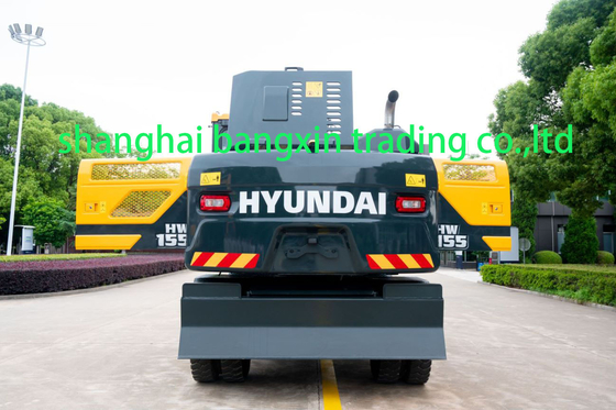 Escavatore Hyundai HW150 di seconda mano certificato EPA/CE e ideale per progetti pesanti