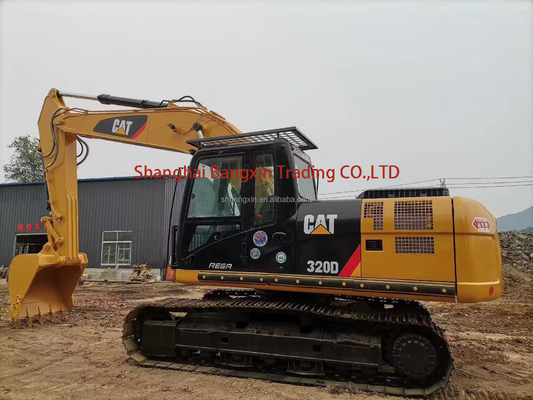 Escavatori usati CAT 320D con 700 ore di lavoro in buone condizioni provenienti dal Giappone