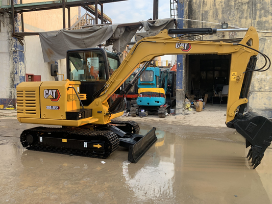 Minore orario di lavoro 95% Miniescavatore Cat 305.5E2 in ottime condizioni